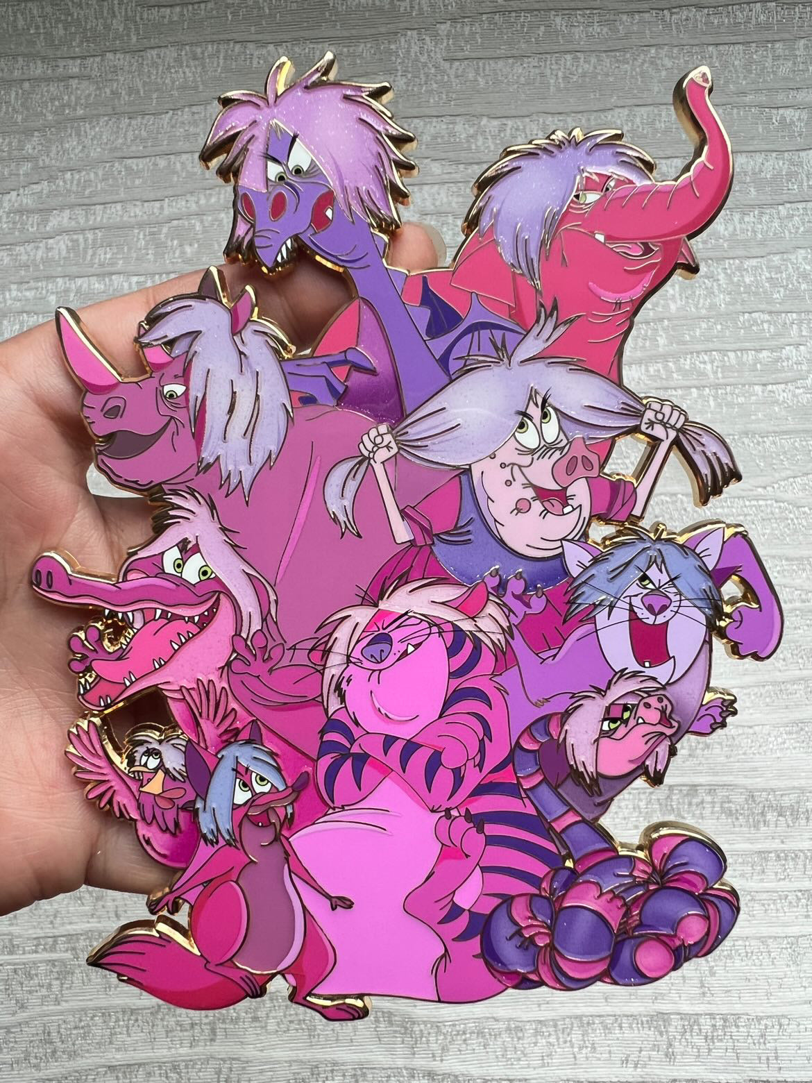 ラッキードロー  ジミン マグネット ソウル Madam Mim Crew LE60 Jumbo Fantasy Pin – Darla's Fairy Tails