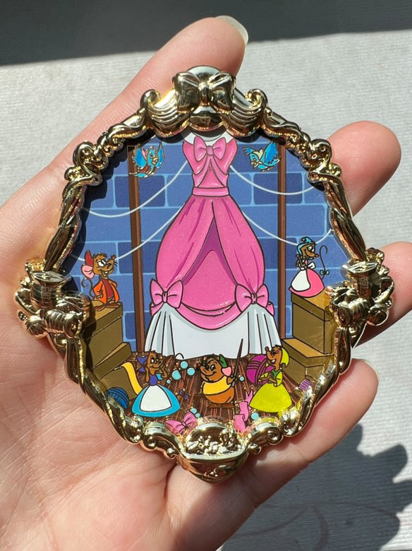Golden Tails Cinderella Mice LE30 Disney Fantasy Pin