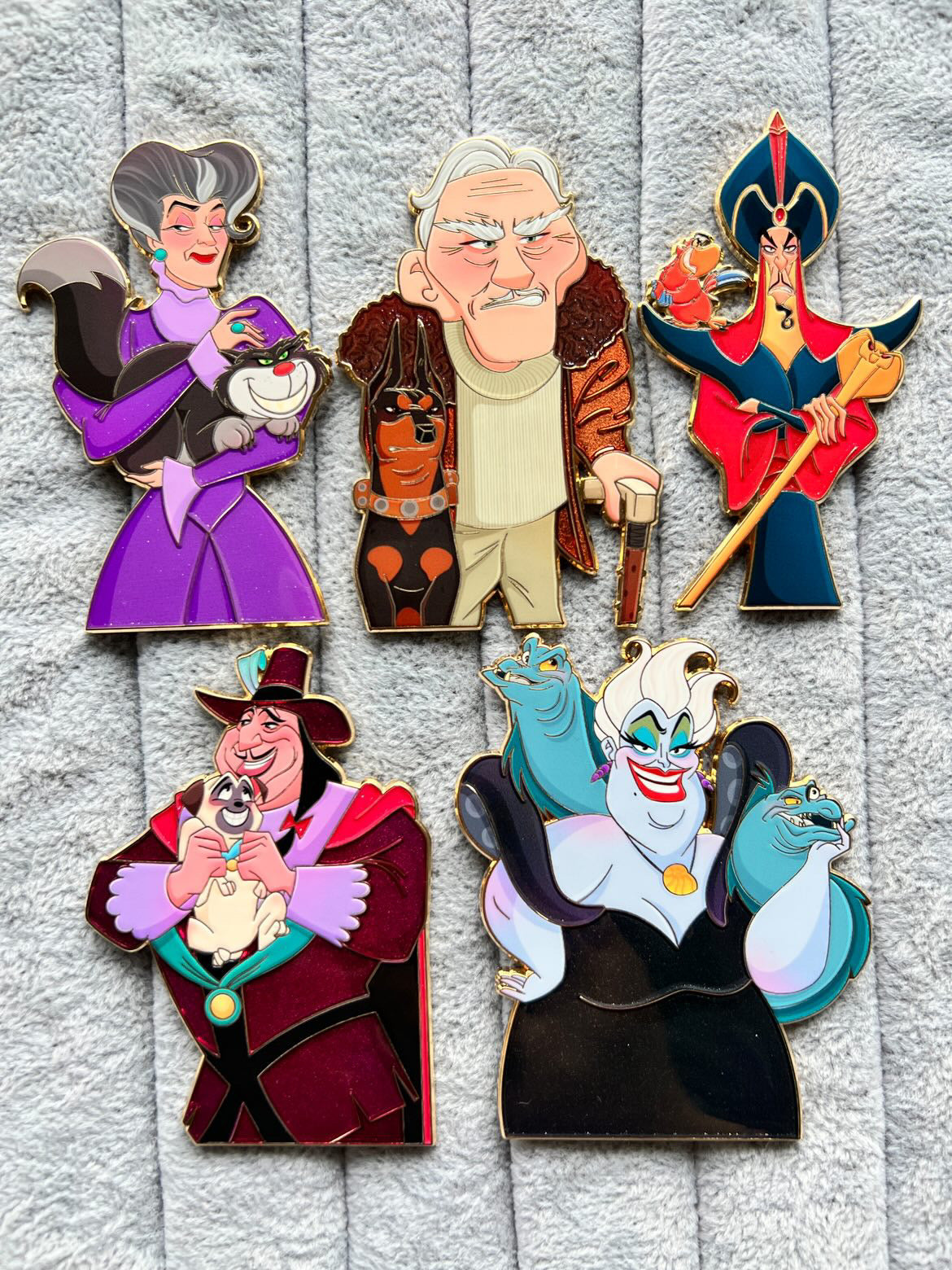 "Evil Tails" Jafar & Iago Fantasy Pin
