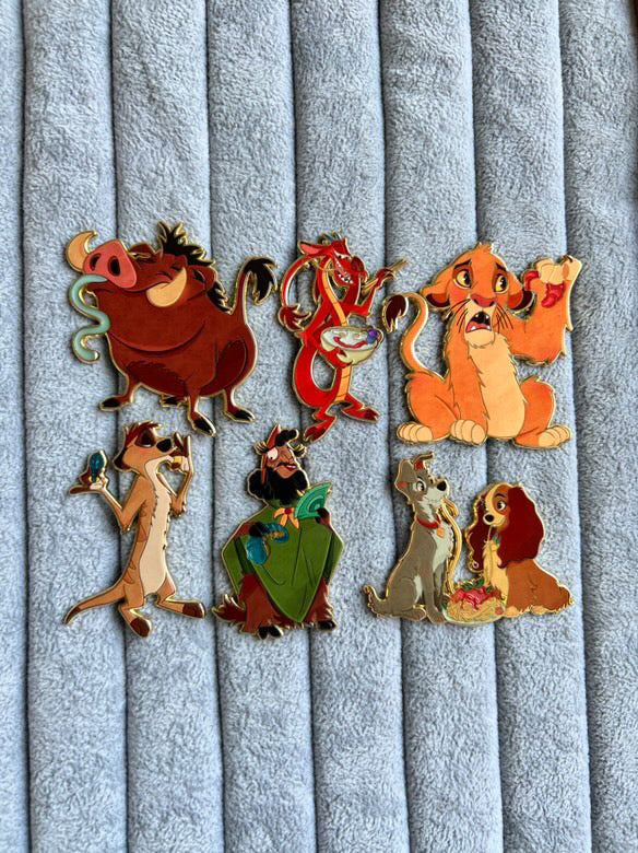 Tails & Treats Emperors New Groove Kuzco Fantasy Pin