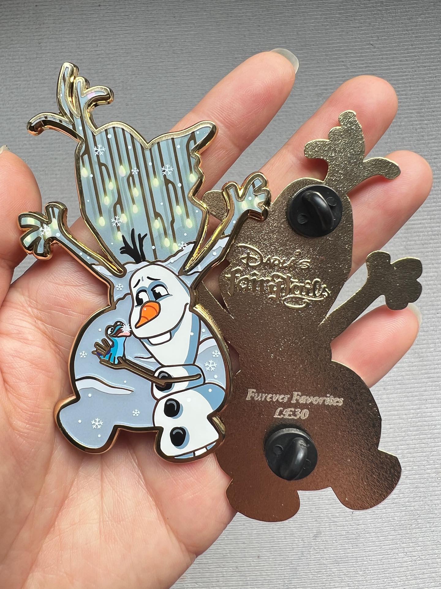 Disney Olaf & Bruni "Furever Favorites" Fantasy Pin