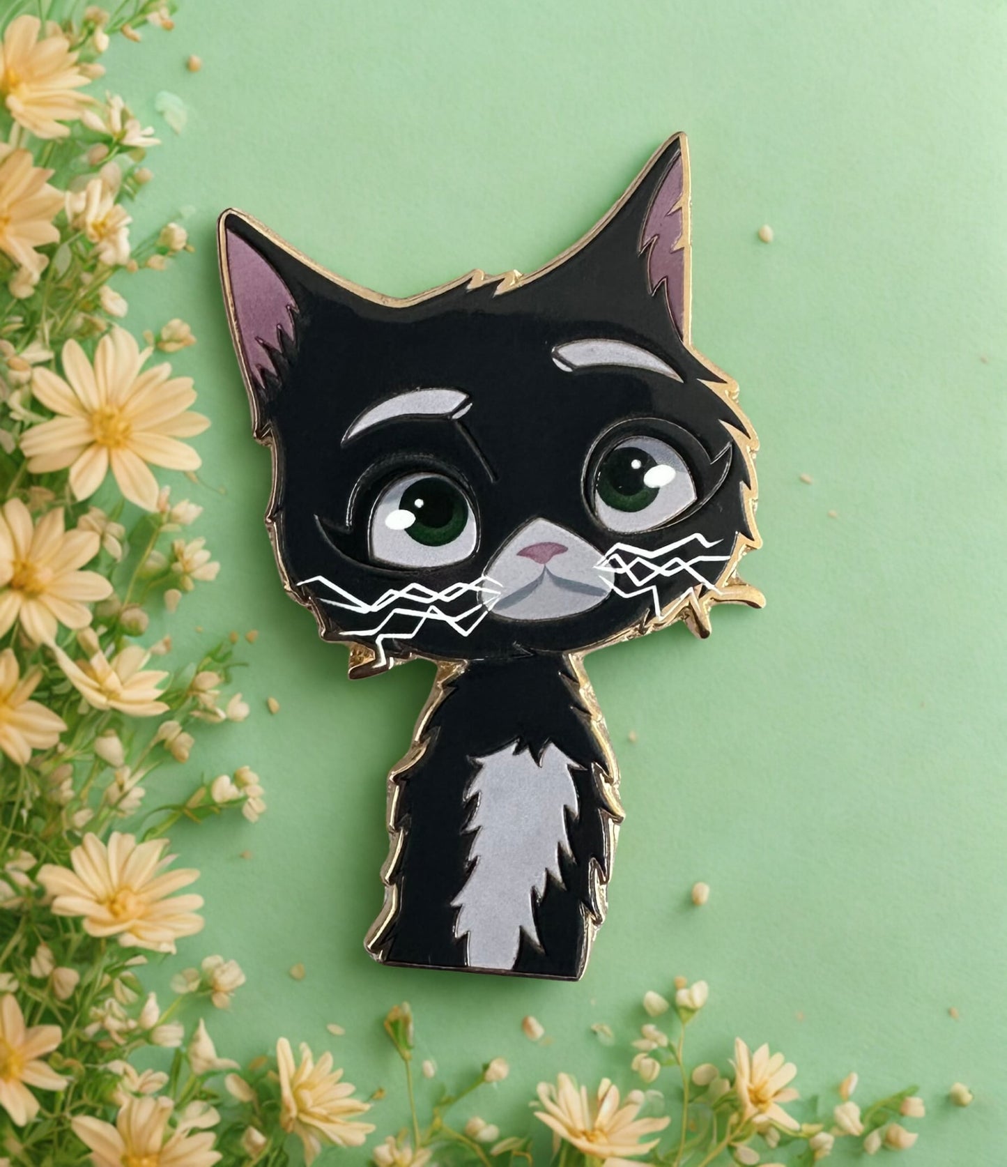 Wild Expressions Mittens Fantasy Pin