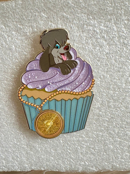 Sweet Tails Series 2 Fantasy Pin