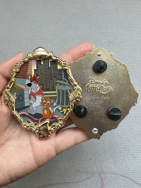 Golden Tails Oliver & Co LE30 Disney Fantasy Pin