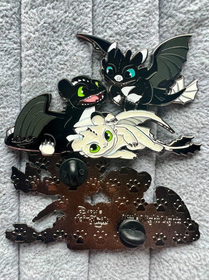 “Little Night Lights” Night Fury & Light Fury Dragons Fantasy Pin