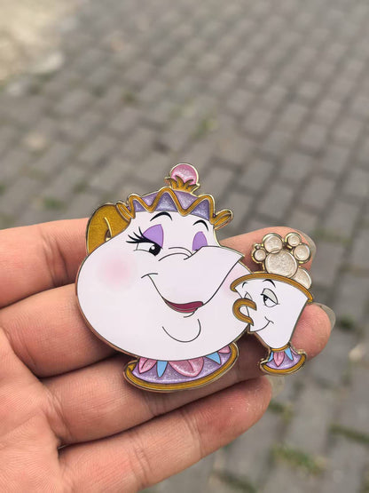 “Bubbles of Love” Ms Potts & Chip Fantasy Pin