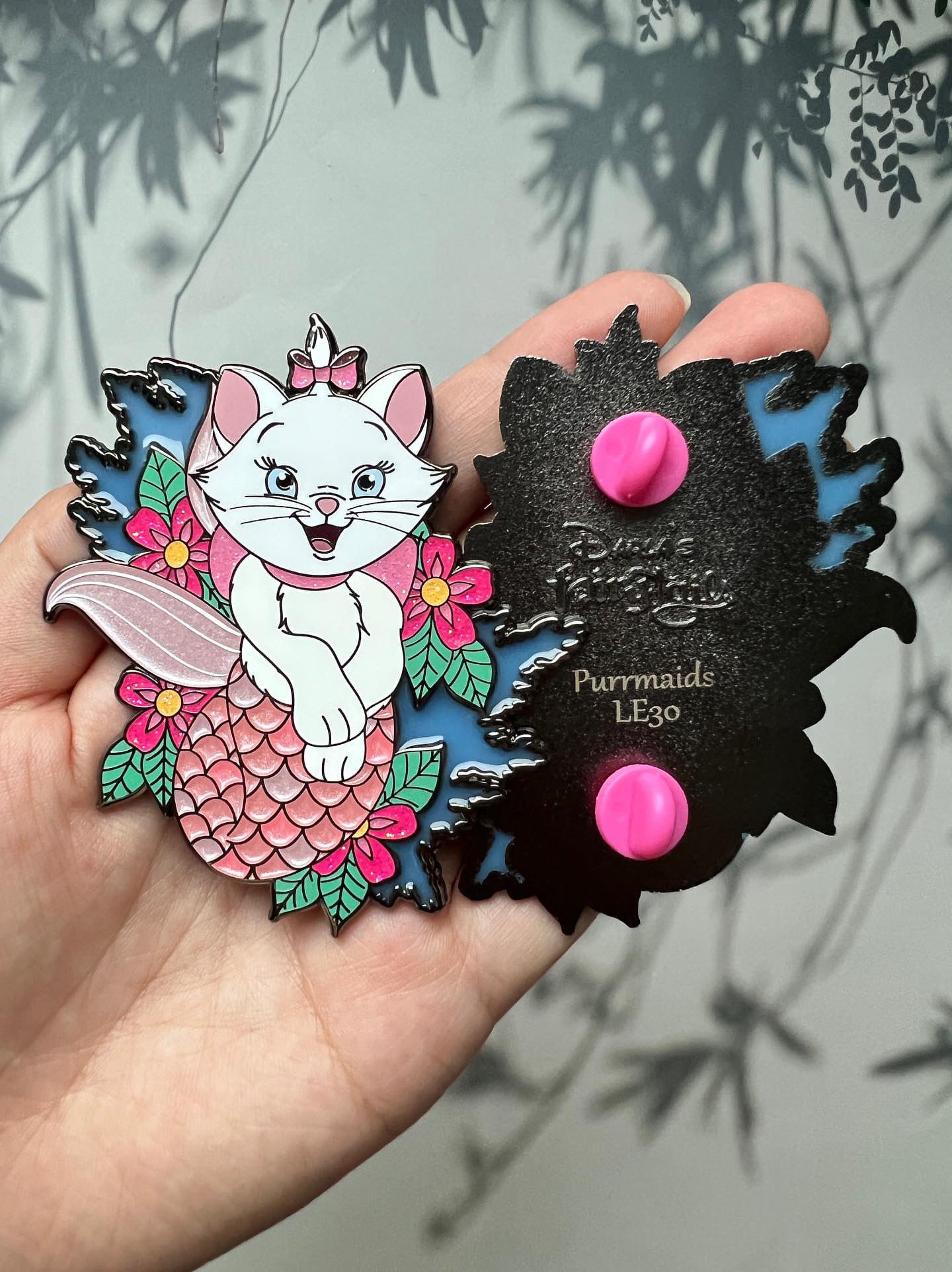 Disney “Purrmaids” Fantasy Pin LE30 Marie or Dinah