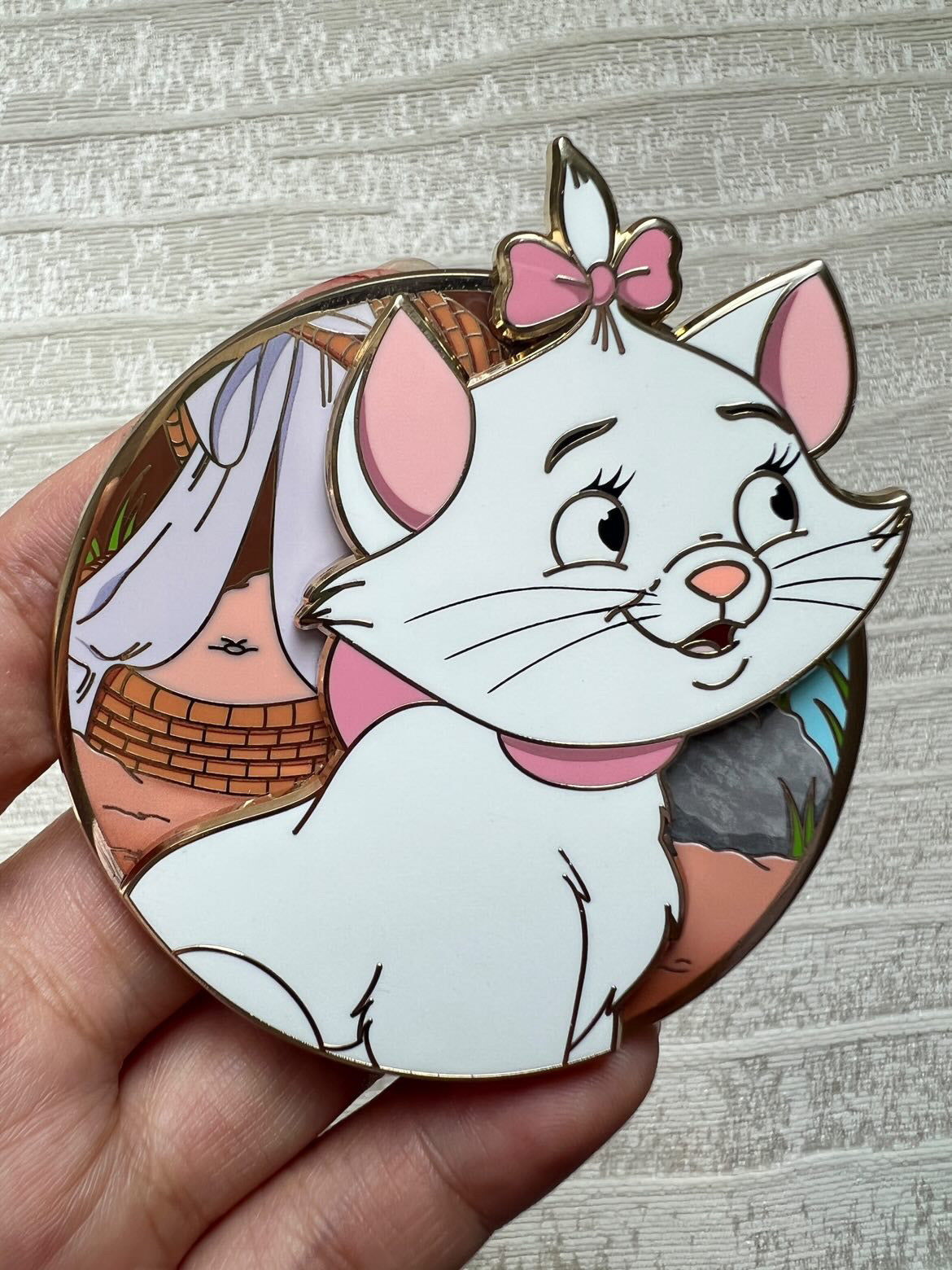 “Enchanted Expressions" Aristocats Marie Profile Fantasy Pin
