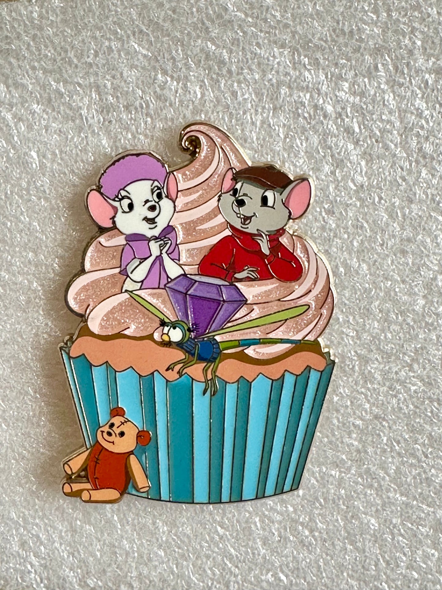 Sweet Tails Series 2 Fantasy Pin
