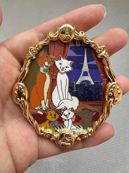 Golden Tails Arostocats LE30 Disney Fantasy Pin