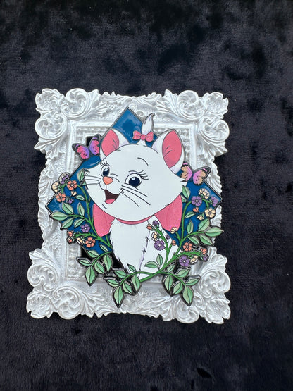 Disney Aristocats Marie "Pawsitively Precious" Fantasy Pin LE30