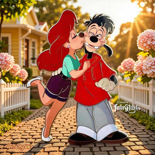 "GOT SMOOCHED" Max & Roxanne Fantasy Pin
