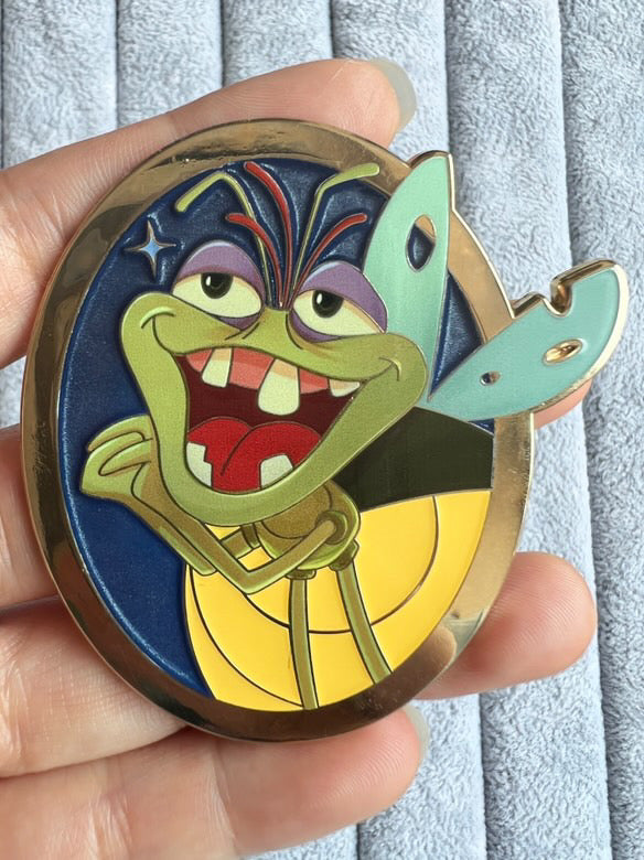 Enchanted Pawtraits Ray Fantasy Pin