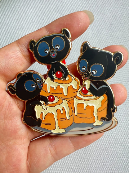 Sweet Tails LE20 Disney Fantasy Pin