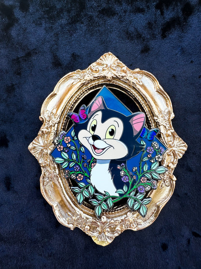 Disney Pinocchio Figaro "Pawsitively Precious" Fantasy Pin LE30