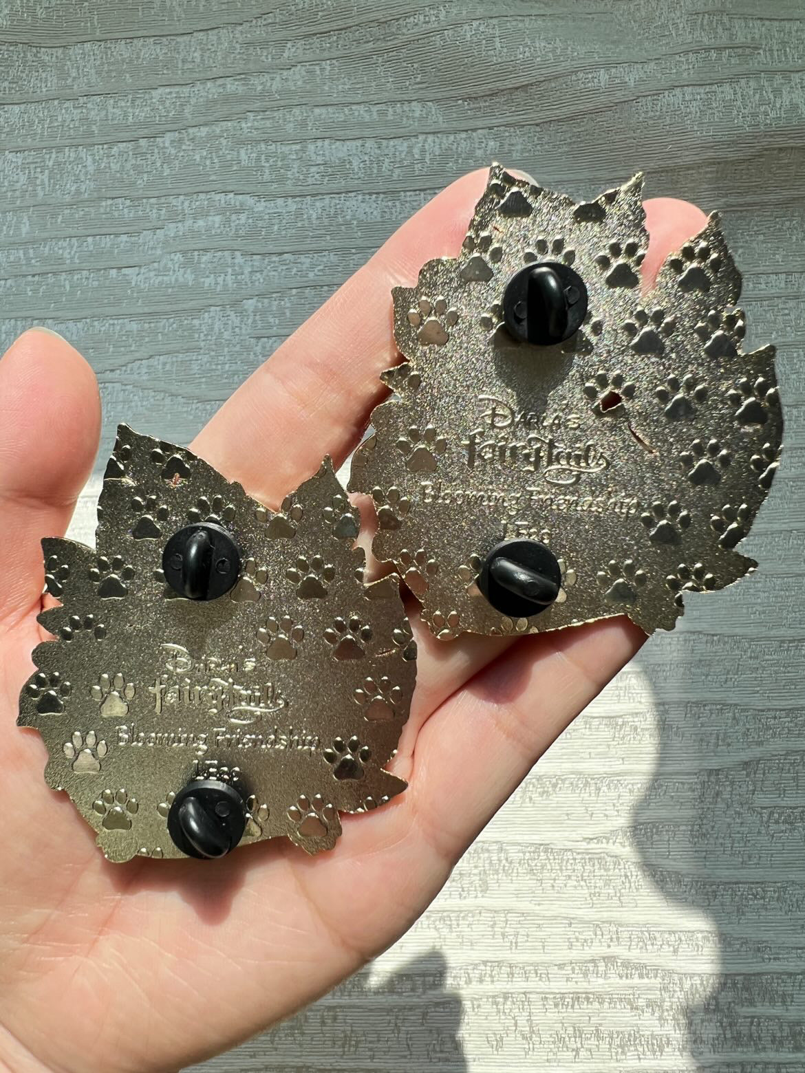 “Blooming Friendship" Simba & Nala Fantasy Pin