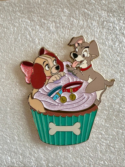Sweet Tails Series 2 Fantasy Pin