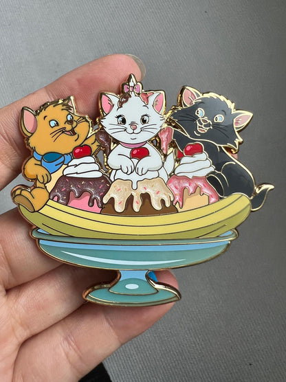 Sweet Tails LE20 Disney Fantasy Pin