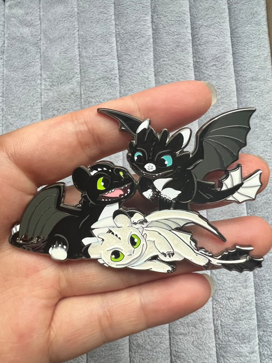 “Little Night Lights” Night Fury & Light Fury Dragons Fantasy Pin