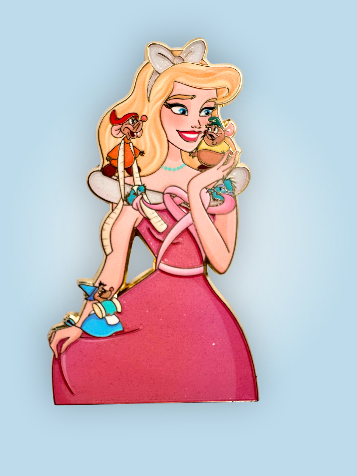 Love Tails Cinderella & Mice Fantasy Pin