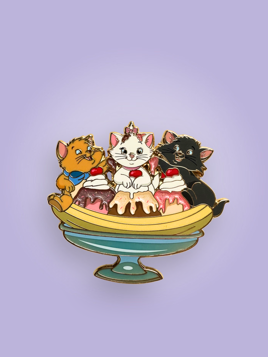 Sweet Tails Aristocats Fantasy Pin
