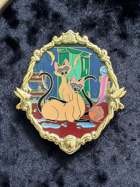 Disney Lady & The Tramp - Si and Am "Golden Tails” Fantasy Pin