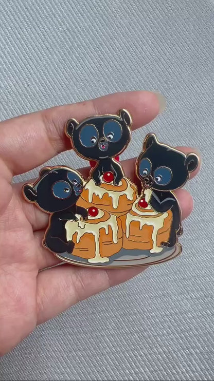 Sweet Tails LE20 Disney Fantasy Pin