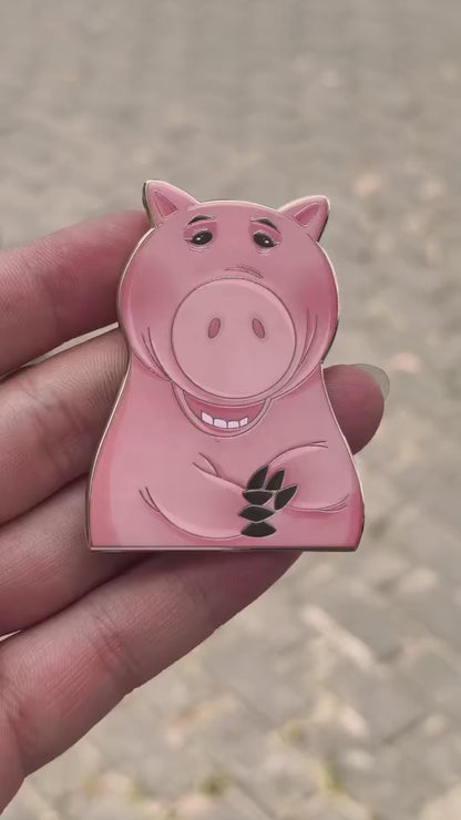Wild Expressions Hamm Fantasy Pin