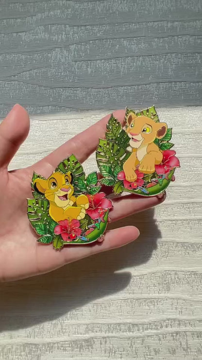“Blooming Friendship" Simba & Nala Fantasy Pin