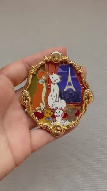 Golden Tails Arostocats LE30 Disney Fantasy Pin