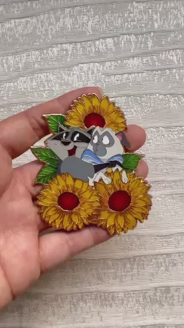 “Blooming Friendship" Meeko & Percy Fantasy Pin