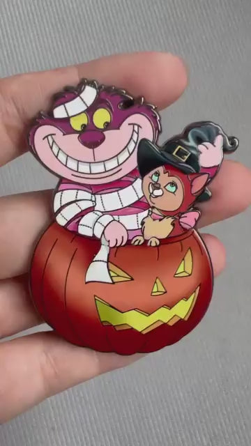 Spooky Kitties Cheshire & Dinah LE30 Disney Fantasy Pin